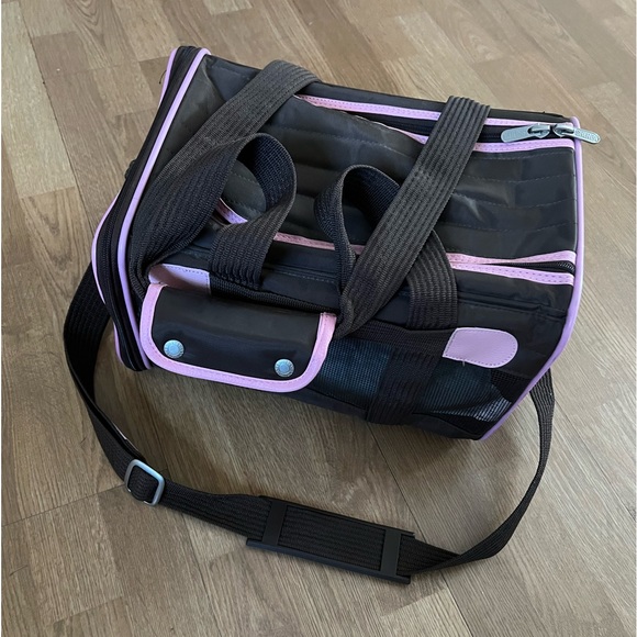 Sherpa Dog Sherpa Original Deluxe Pet Carrier In Chocolate With